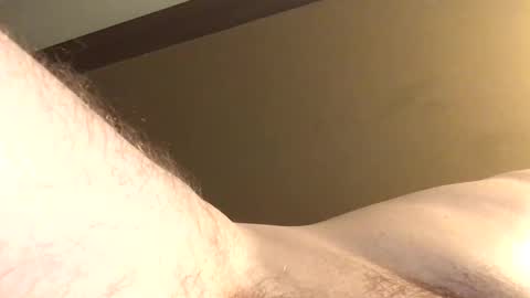 Snapshot of tbiz82 chatting on March 5, 11:39 am Tbiz82 online show from March 5, 11:39 am