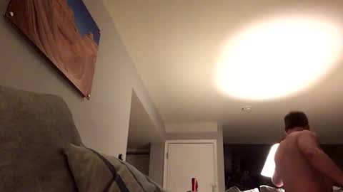 Snapshot of tbiz82 chatting on April 6, 5:41 am Tbiz82 online show from April 6, 5:41 am