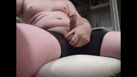 Snapshot of tbone4utwo2 chatting on January 9, 11:58 am tbone4utwo2 online show from January 9, 11:58 am