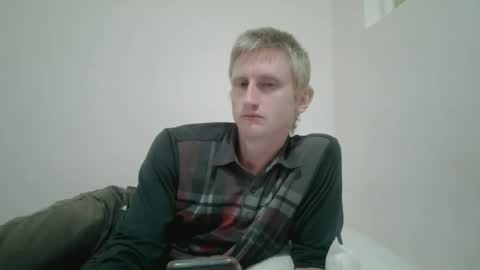 Snapshot of tcute0 chatting on January 13, 2:39 am tcute0 online show from January 13, 2:39 am