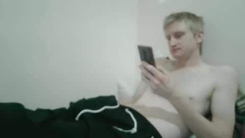 Snapshot of tcute0 chatting on March 13, 11:11 pm tcute0 online show from March 13, 11:11 pm