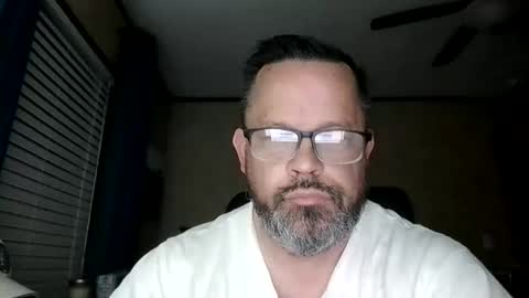 Snapshot of tdhawk87 chatting on April 27, 8:56 am tdhawk87 online show from April 27, 8:56 am