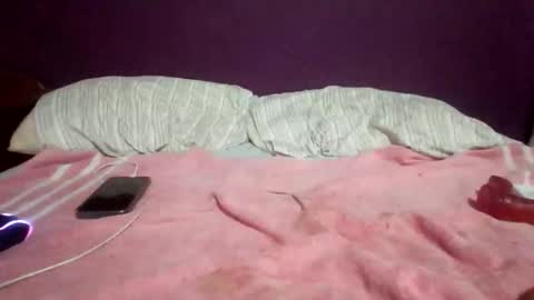 Snapshot of te4rzzz chatting on April 6, 4:46 am te4rzzz online show from April 6, 4:46 am