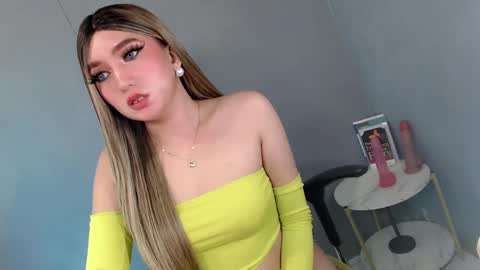 Snapshot of te_amo28 chatting on March 10, 3:45 am ellaine online show from March 10, 3:45 am