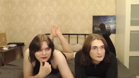 Snapshot of tearjuly chatting on June 22, 3:25 am July online show from June 22, 3:25 am