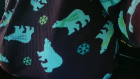 Snapshot of tease_artist chatting on February 16, 5:04 am Reina online show from February 16, 5:04 am