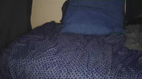 Snapshot of teaser4 chatting on February 15, 7:51 am teaser4 online show from February 15, 7:51 am