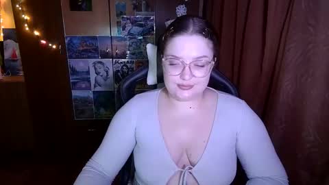 Snapshot of teasing_dora chatting on January 12, 12:49 am Teasing Dora online show from January 12, 12:49 am