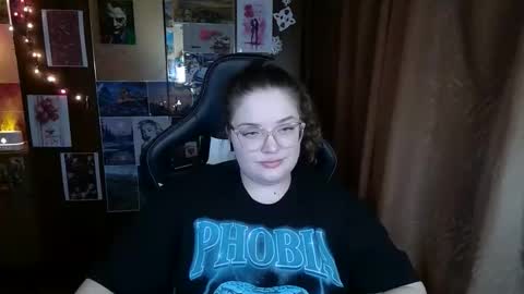 Snapshot of teasing_dora chatting on February 14, 12:51 am Teasing Dora online show from February 14, 12:51 am