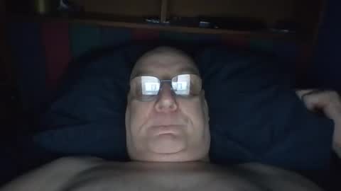 Snapshot of tebb61 chatting on September 22, 7:10 am Mark online show from September 22, 7:10 am