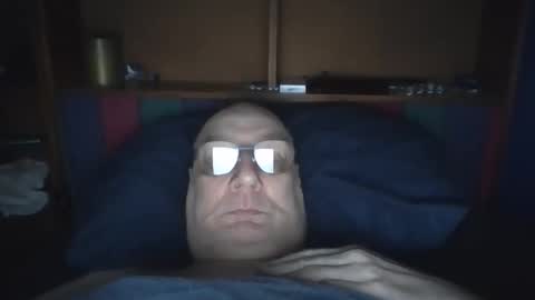 Snapshot of tebb61 chatting on September 26, 7:23 am Mark online show from September 26, 7:23 am