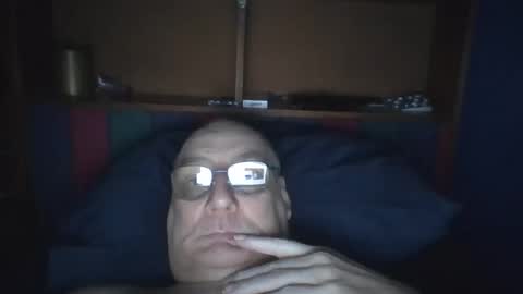 Snapshot of tebb61 chatting on October 6, 7:06 am Mark online show from October 6, 7:06 am