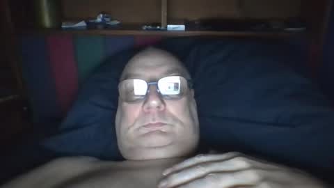 Snapshot of tebb61 chatting on October 16, 7:09 am Mark online show from October 16, 7:09 am