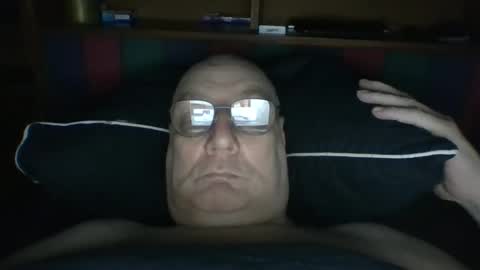 Snapshot of tebb61 chatting on December 14, 9:14 am Mark online show from December 14, 9:14 am