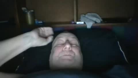 Snapshot of tebb61 chatting on January 8, 10:06 am Mark online show from January 8, 10:06 am