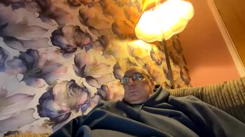 Snapshot of tebb61 chatting on January 11, 3:06 pm Mark online show from January 11, 3:06 pm