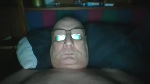 Snapshot of tebb61 chatting on May 31, 6:53 am Mark online show from May 31, 6:53 am