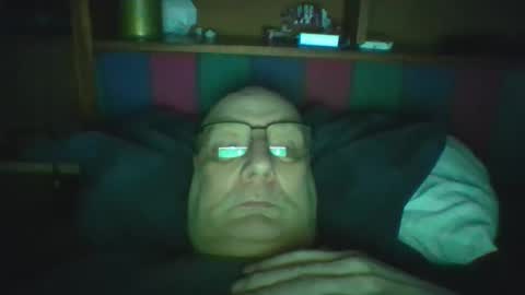 Snapshot of tebb61 chatting on June 2, 6:26 am Mark online show from June 2, 6:26 am