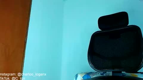 Charlee He online show from October 2, 11:06 am