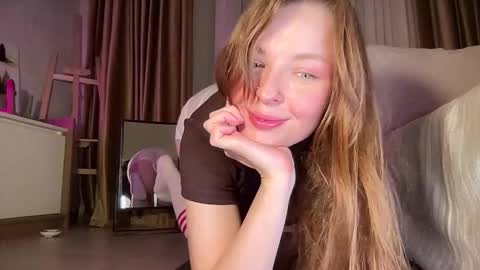 Snapshot of technoelf chatting on March 8, 6:01 pm Mary X TechnoElfff INST fansly kissmary online show from March 8, 6:01 pm