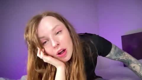 Snapshot of technoelf chatting on March 21, 6:11 pm Mary X TechnoElfff INST fansly kissmary online show from March 21, 6:11 pm