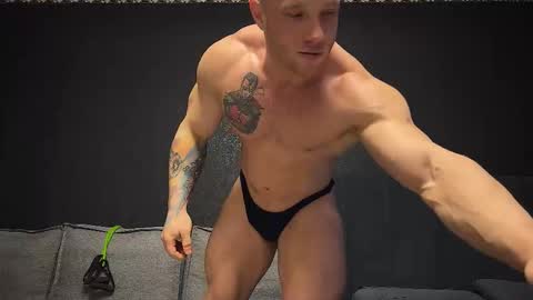 Snapshot of technohotgod chatting on March 1, 8:38 am Andy Psy online show from March 1, 8:38 am