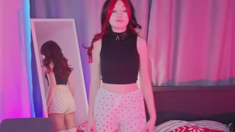 all me precious   online show from January 15, 5:23 am