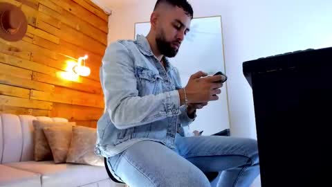 Snapshot of ted_montoya chatting on September 22, 10:50 am ted_montoya online show from September 22, 10:50 am