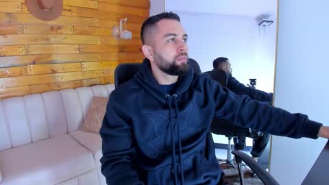 Snapshot of ted_montoya chatting on September 30, 11:04 am ted_montoya online show from September 30, 11:04 am