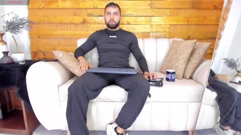 Snapshot of ted_montoya chatting on October 10, 12:15 pm ted_montoya online show from October 10, 12:15 pm