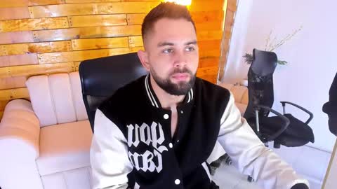 Snapshot of ted_montoya chatting on October 16, 10:49 am ted_montoya online show from October 16, 10:49 am