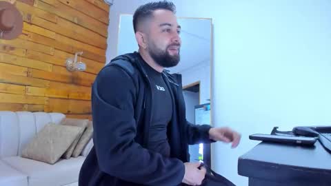 Snapshot of ted_montoya chatting on October 17, 10:51 am ted_montoya online show from October 17, 10:51 am