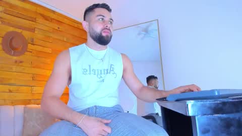 Snapshot of ted_montoya chatting on October 18, 11:11 am ted_montoya online show from October 18, 11:11 am