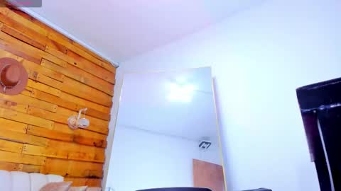 Snapshot of ted_montoya chatting on October 23, 10:58 am ted_montoya online show from October 23, 10:58 am