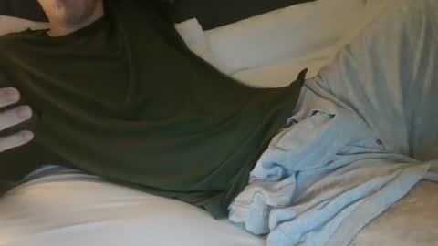 Snapshot of ted_p89 chatting on January 17, 7:24 am Ted online show from January 17, 7:24 am