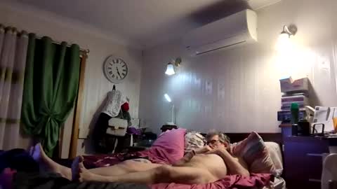 Theodore online show from December 5, 6:54 am