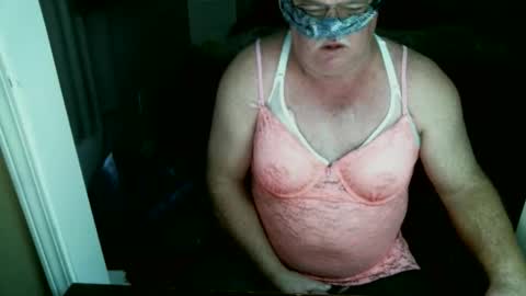 teddy1972 online show from March 18, 7:06 pm