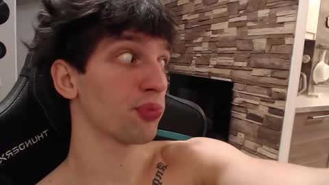 Snapshot of teddy_mode chatting on November 18, 2:54 pm Teddy online show from November 18, 2:54 pm