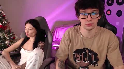 Snapshot of teddy_mode chatting on January 10, 11:12 am Teddy online show from January 10, 11:12 am