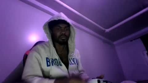 Snapshot of tediibear22 chatting on October 8, 11:24 pm tediibear22 online show from October 8, 11:24 pm