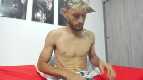 Snapshot of tedyx99 chatting on March 21, 9:29 pm Tedy online show from March 21, 9:29 pm