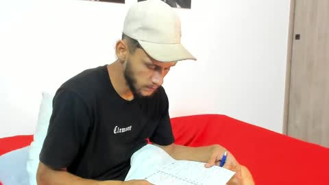 Snapshot of tedyx99 chatting on March 24, 9:42 pm Tedy online show from March 24, 9:42 pm