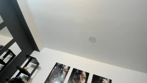 Snapshot of tedyx99 chatting on April 1, 9:32 am Tedy online show from April 1, 9:32 am