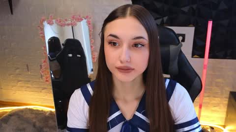Alice and Cassie online show from May 4, 3:02 am