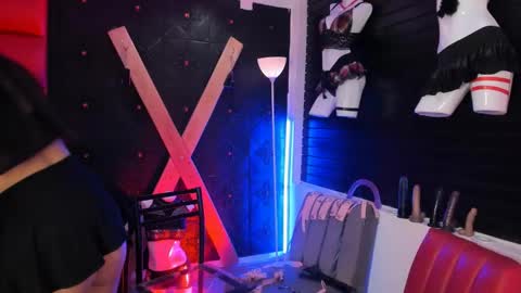 Tayloor online show from February 1, 3:05 am