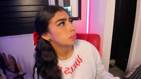 Tayloor online show from February 7, 3:32 am