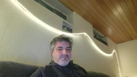 Peter online show from March 9, 5:33 am