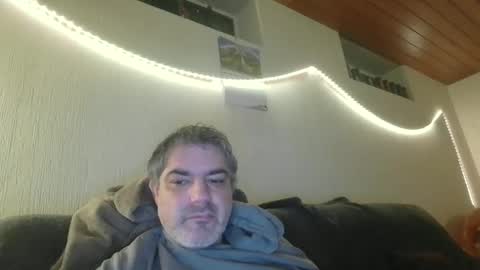 Peter online show from October 25, 3:58 am