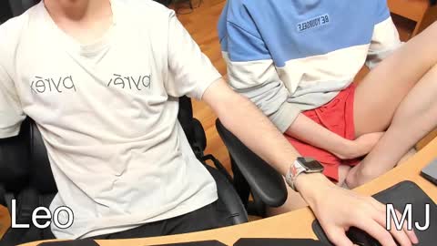 teelimata online show from February 15, 12:33 pm