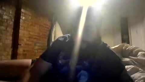 Snapshot of teethirstrap chatting on December 14, 3:01 am teethirstrap online show from December 14, 3:01 am